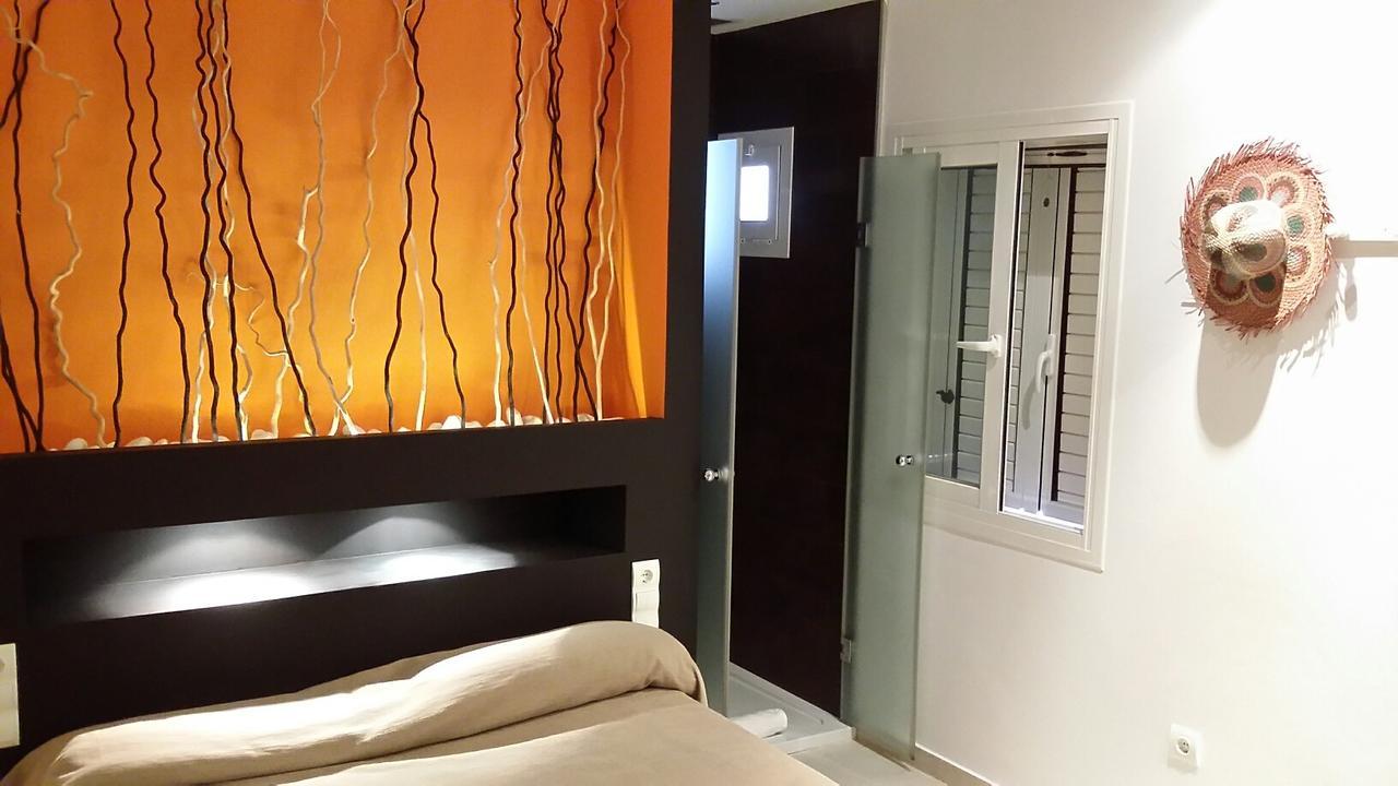 Apartamentos Colomar Santa Eularia des Riu Luaran gambar